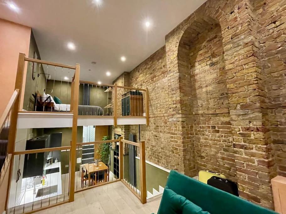 Apartamento Exposed Brick Flat Finsbury Park Londres